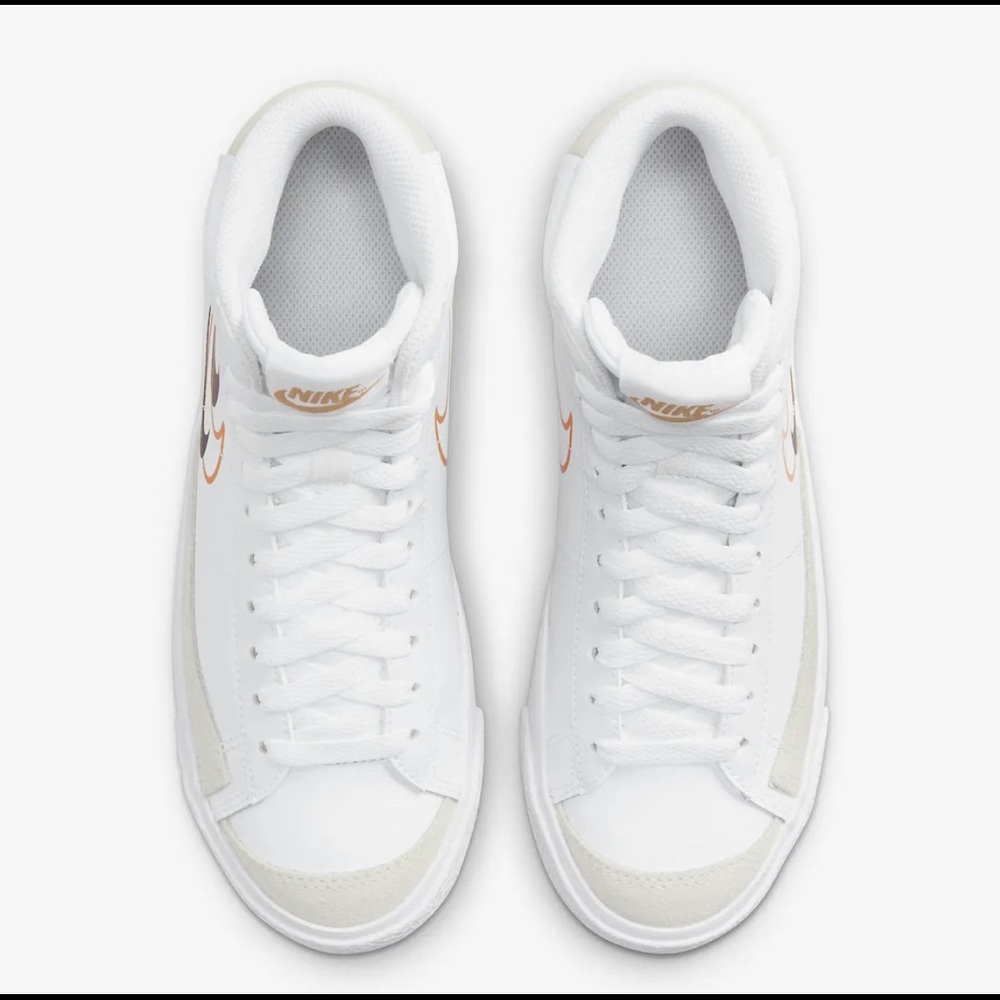 Nike Blazer Mid '77 GS “Multi Swoosh” White Black Kumquat DV7142-100 Size 7Y - Picture 5 of 6